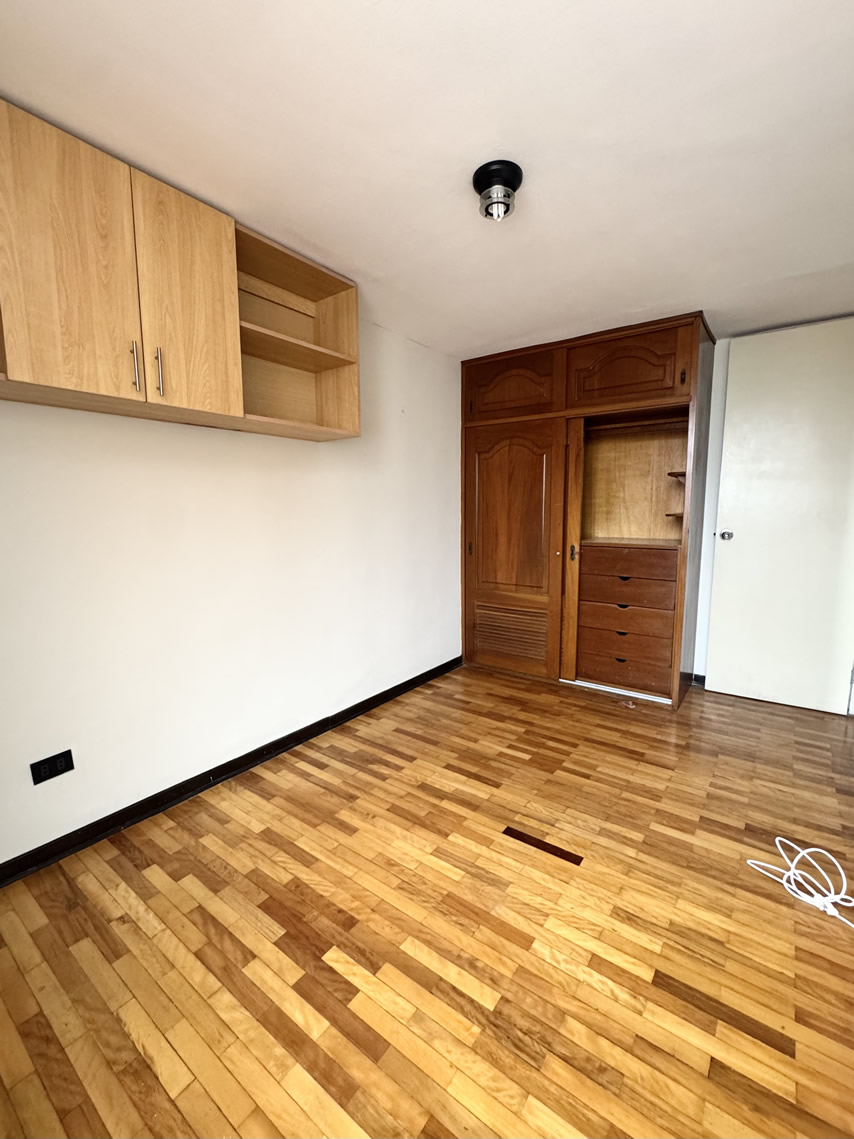 Departamento en alquiler Calle Los Burgos – San Isidro - AGB Inmobiliaria