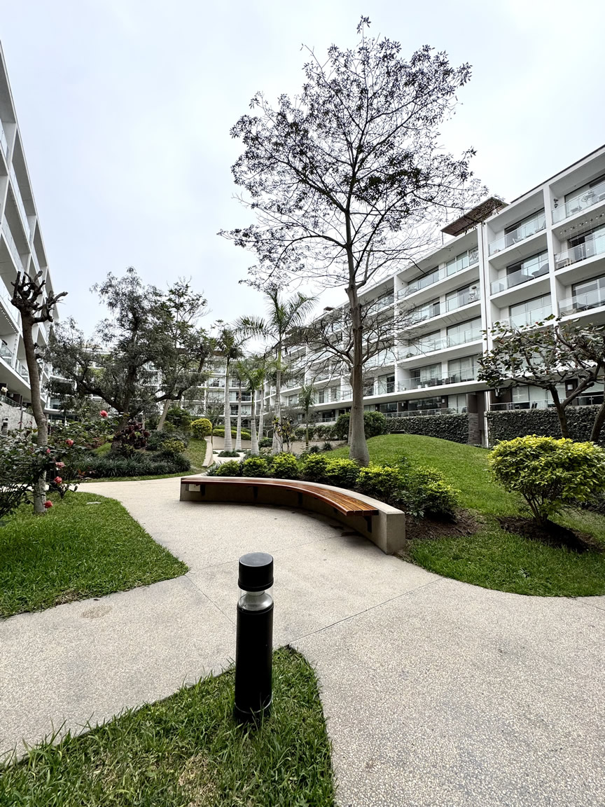 Departamento en alquiler Urb. Fundo Monterrico Chico – Santiago de Surco - AGB Inmobiliaria