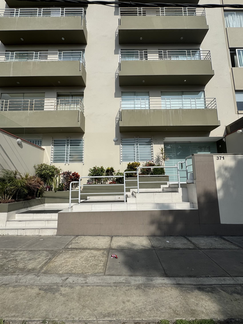 Departamento en Alquiler Calle Manuel Irribarren – Miraflores - AGB Inmobiliaria