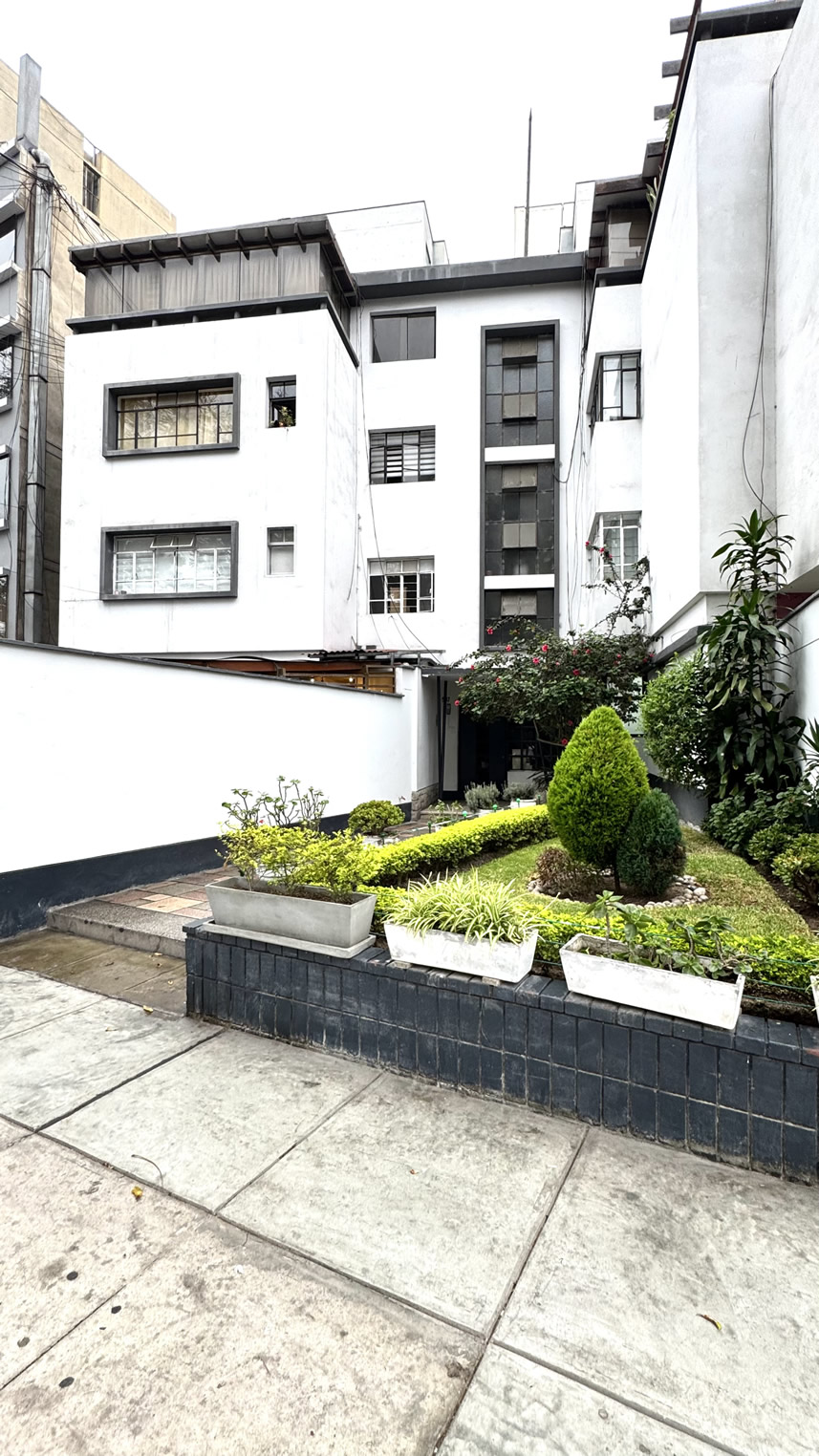 Av. 28 de Julio Dpto. 102, Miraflores - 58 m2 - 1 habitaciones</h3>