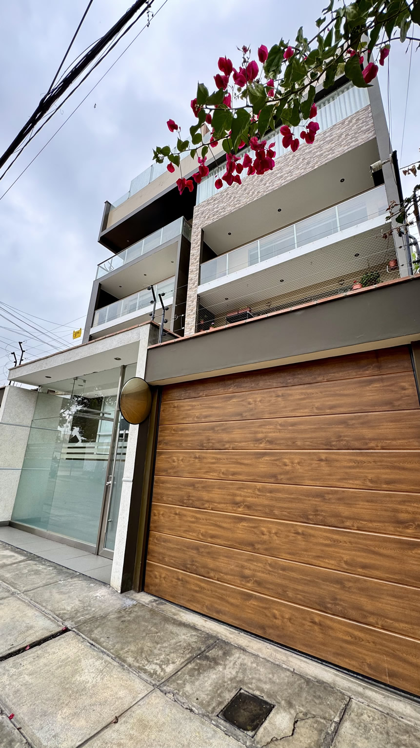 Jr. Vilcabamba Dpto. 302, Surco - 143 m2 - 3 habitaciones</h3>
