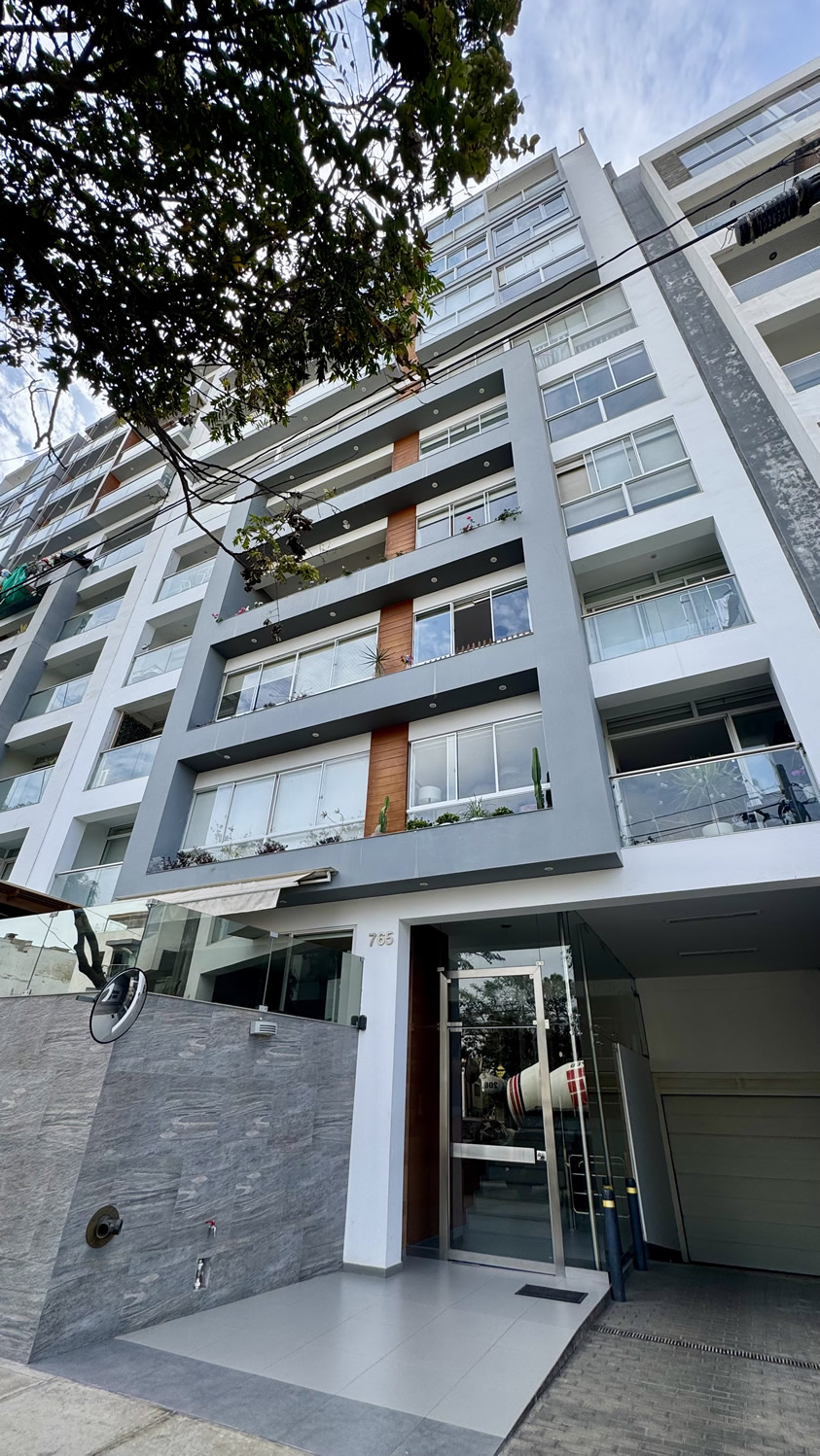 Av. Manuel Arce de la Oliva Dpto. 703, Surquillo - 75 m2 - 2 habitaciones</h3>